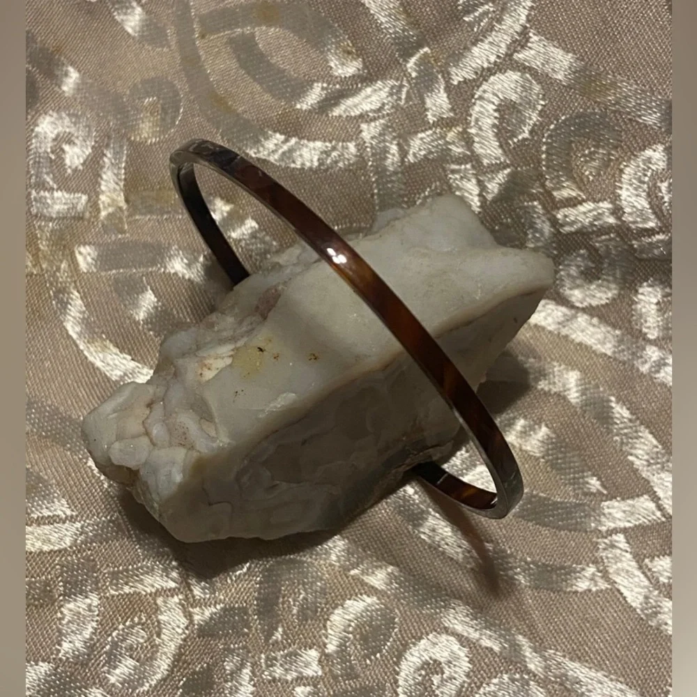Unique Vintage good size